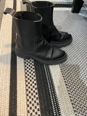 Black Leather Maguire boots made in Italy